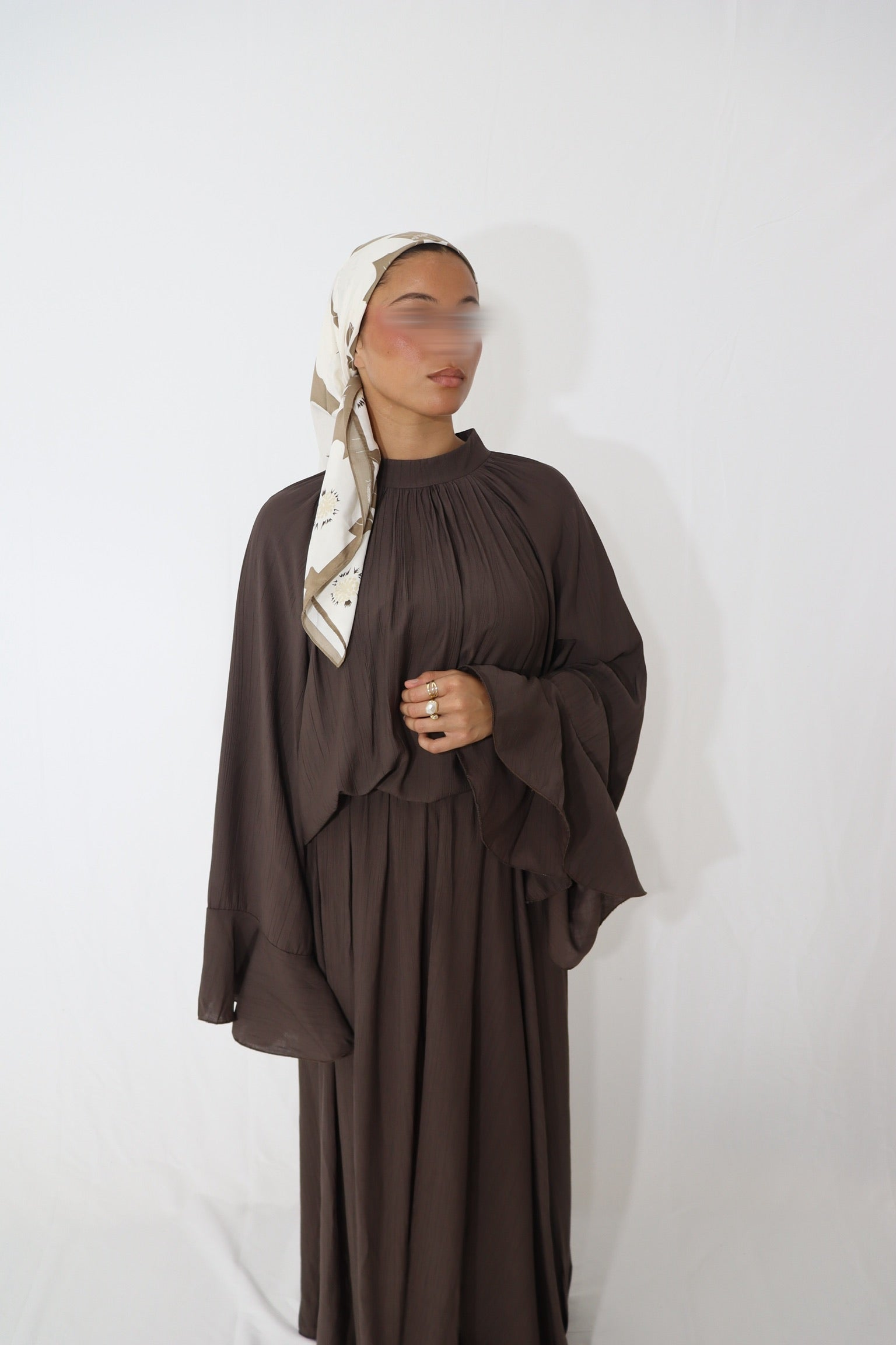 VOLUME SLEEVE SET BROWN
