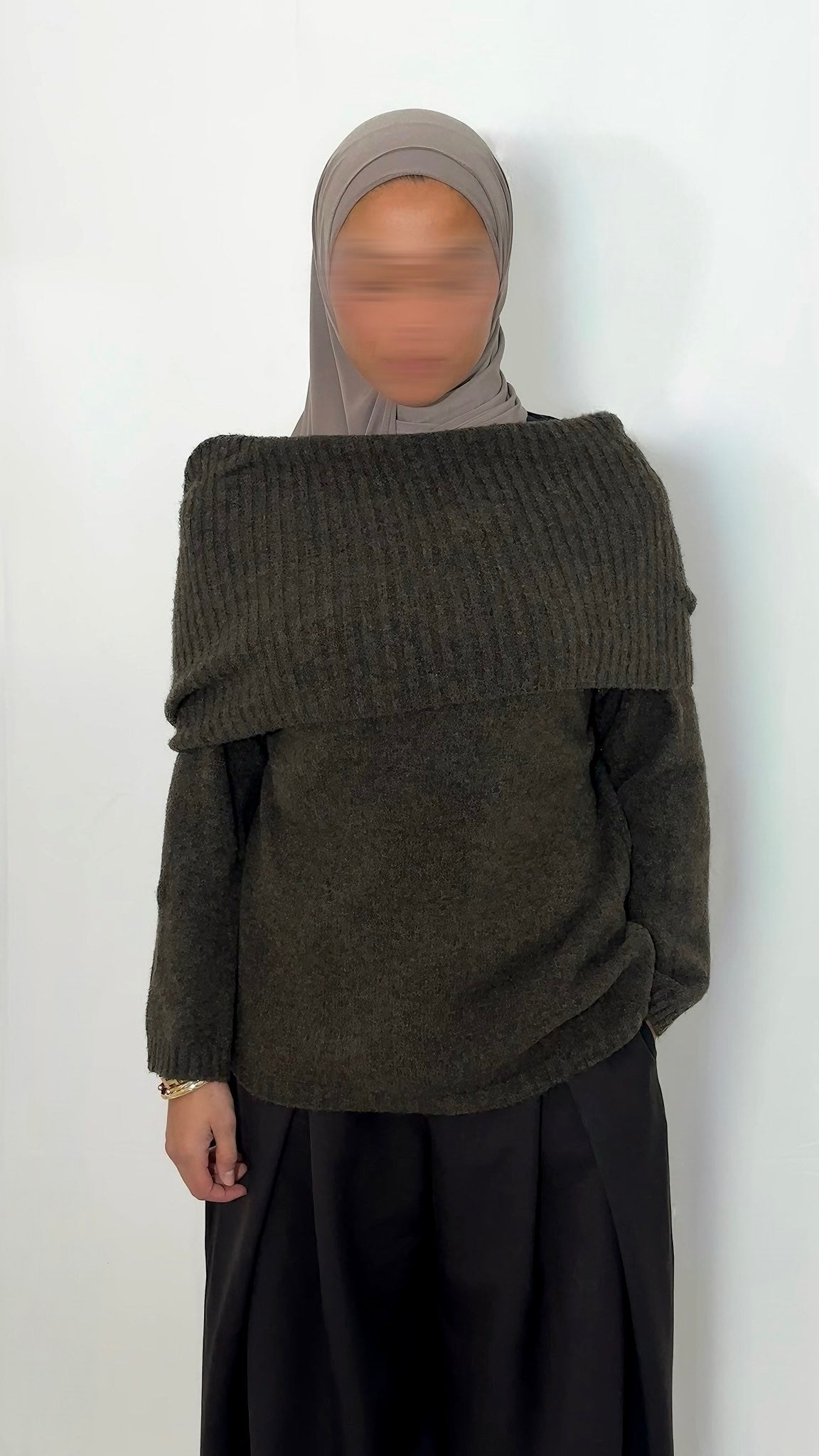 PULL À ÉPAULES DÉGAGÉES